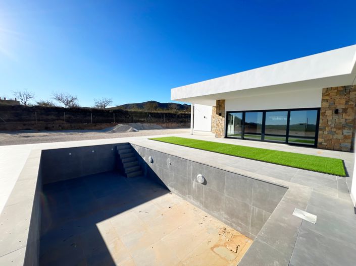 Image No.3-3 Bed Country House for sale