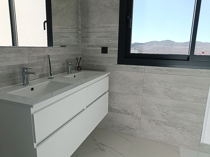 Image No.29-6 Bed Country House for sale