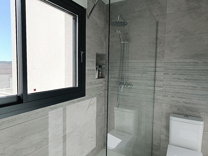 Image No.30-6 Bed Country House for sale