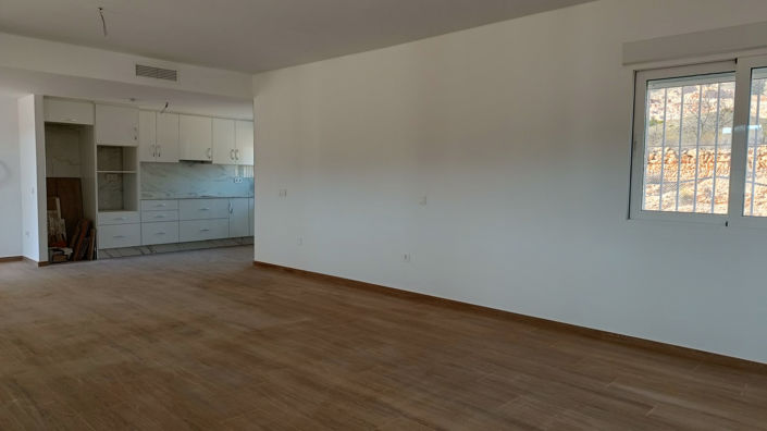 Image No.18-3 Bed Country House for sale