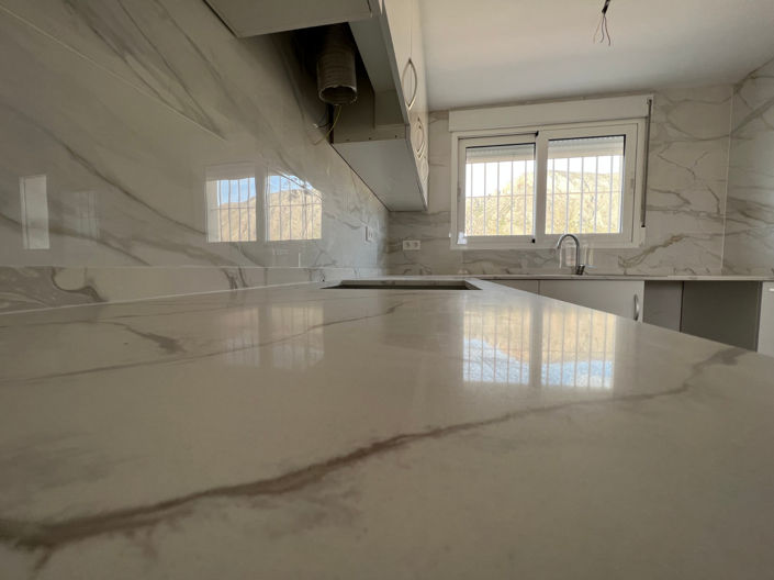 Image No.22-3 Bed Country House for sale