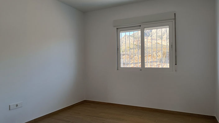 Image No.36-3 Bed Country House for sale