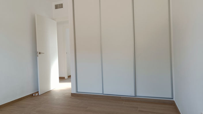 Image No.37-3 Bed Country House for sale