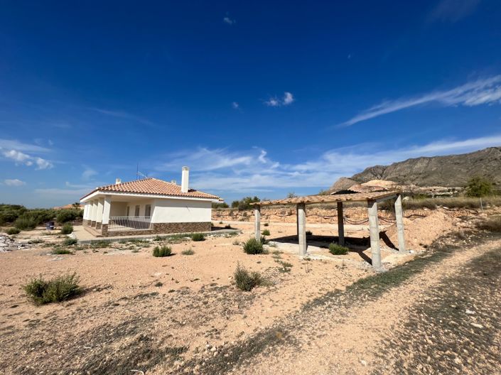 Image No.4-3 Bed Country House for sale