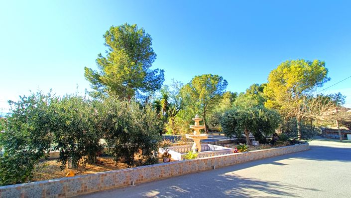 Image No.16-4 Bed Country House for sale