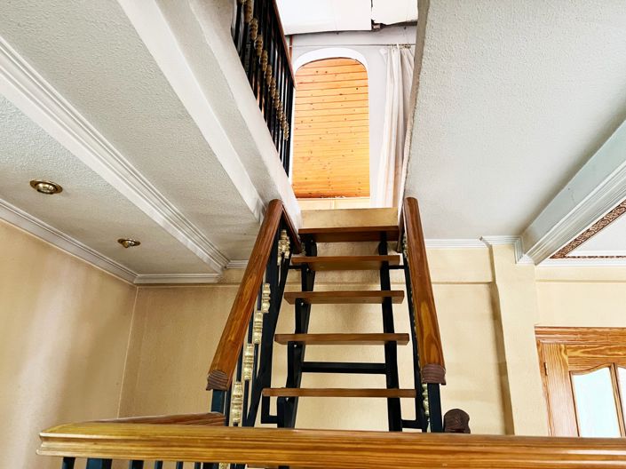 Image No.29-4 Bed Country House for sale