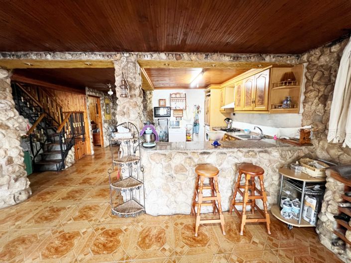 Image No.40-4 Bed Country House for sale