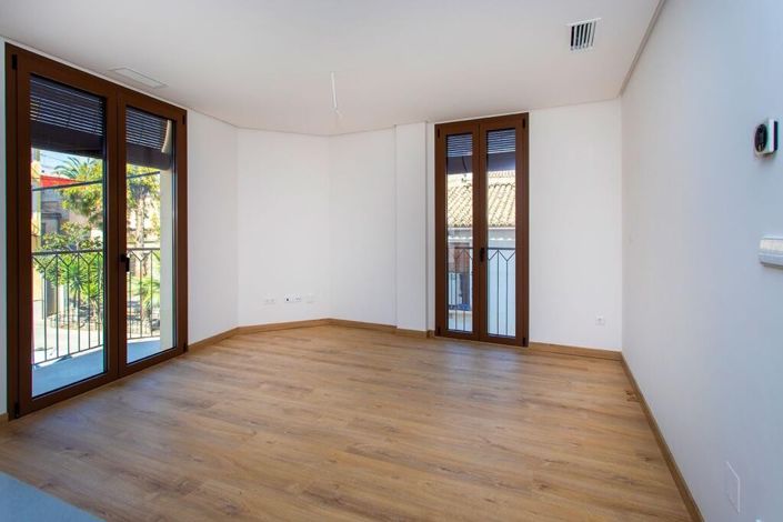 Image No.9-3 Bed Apartment for sale