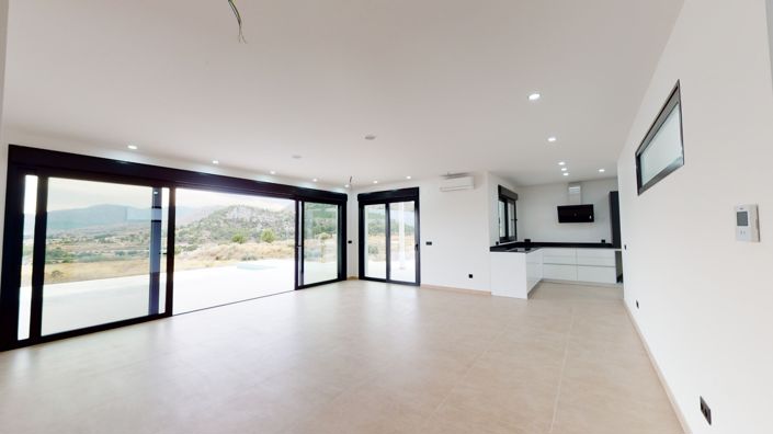 Image No.19-3 Bed Villa for sale