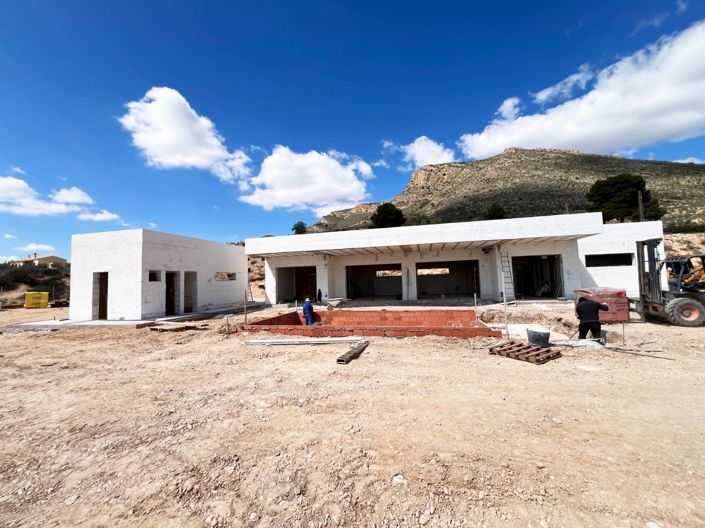 Image No.41-3 Bed Villa for sale