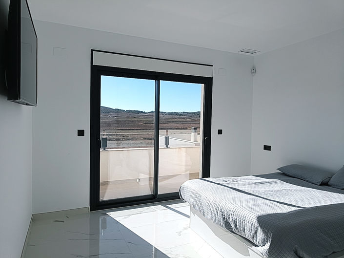 Image No.33-4 Bed Villa for sale