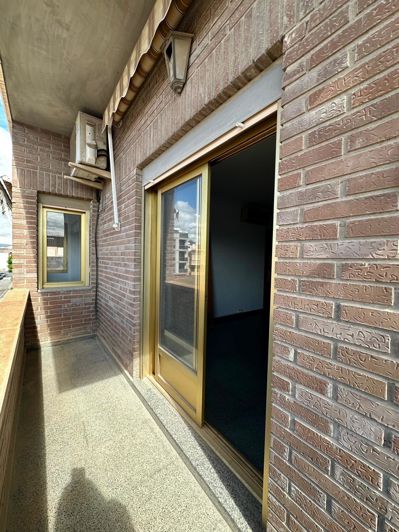 Image No.7-3 Bed Flat for sale