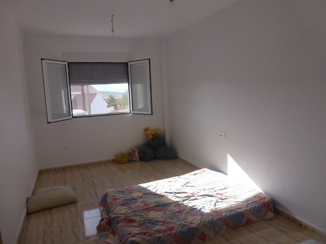 Image No.7-3 Bed Townhouse for sale