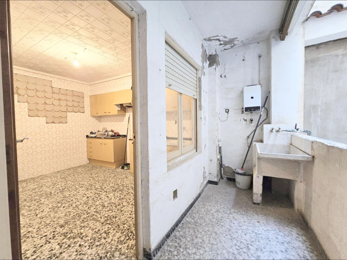 Image No.3-3 Bed Flat for sale