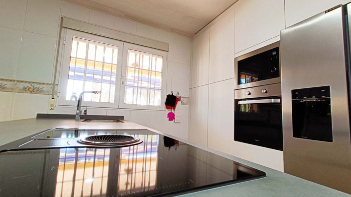 Image No.24-5 Bed Country House for sale