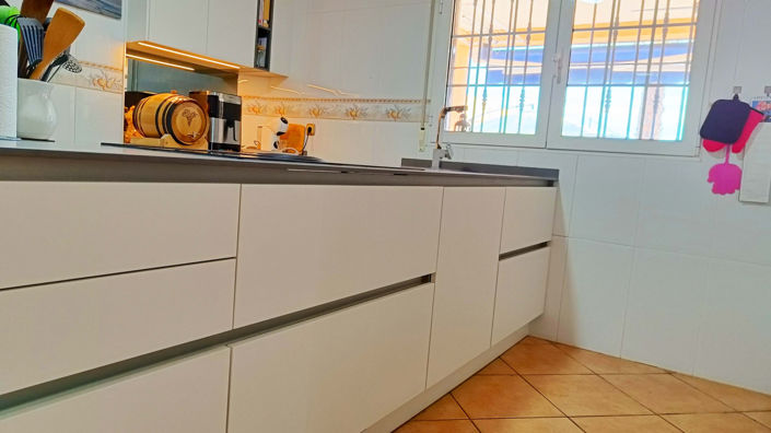 Image No.25-5 Bed Country House for sale