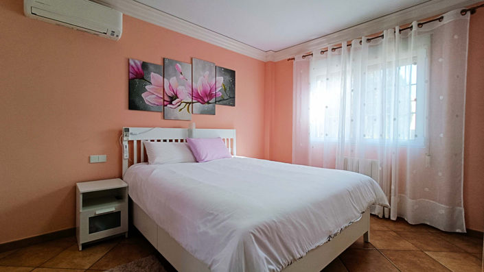 Image No.32-5 Bed Country House for sale