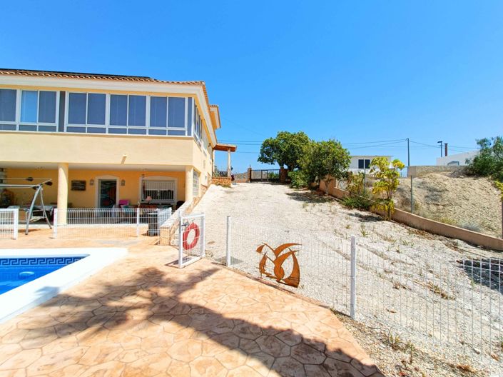 Image No.42-5 Bed Country House for sale