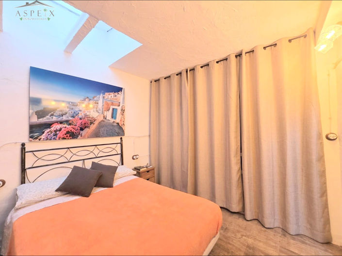 Image No.8-4 Bed Townhouse for sale