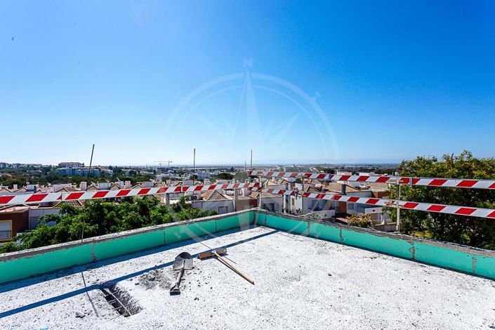 Image No.25-5 Bed Villa for sale