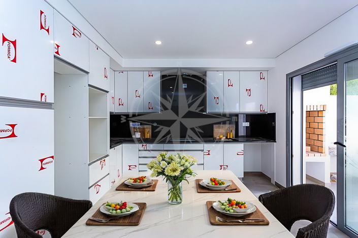 Image No.9-3 Bed Townhouse for sale