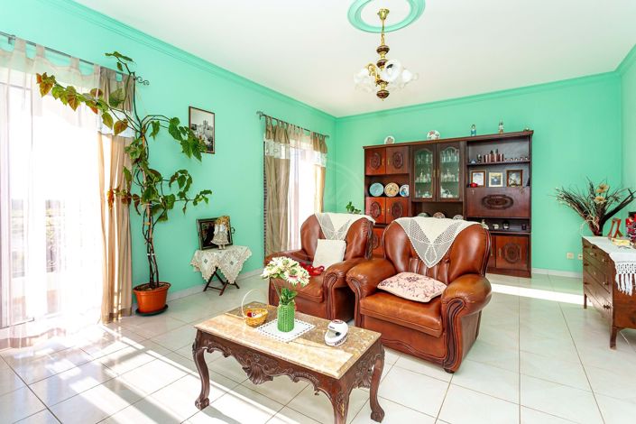 Image No.11-4 Bed Villa for sale