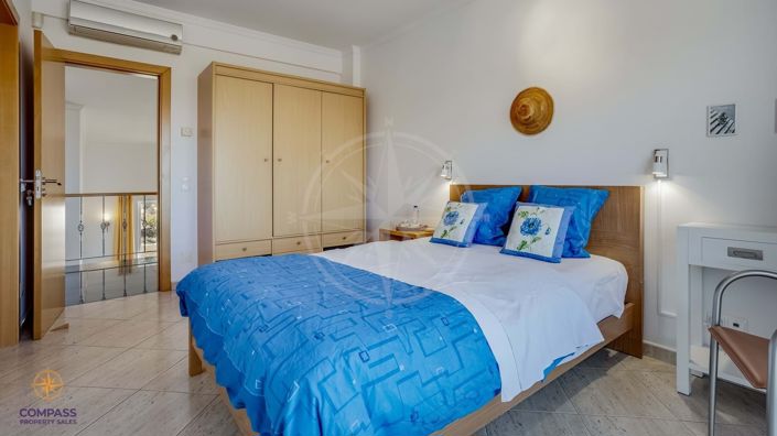 Image No.28-4 Bed Villa for sale