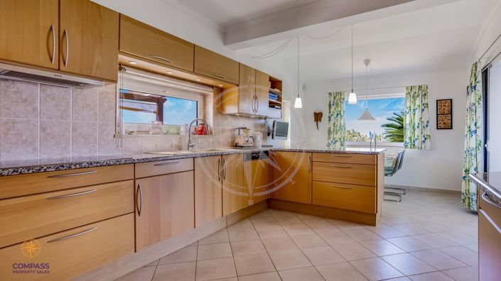 Image No.9-4 Bed Villa for sale