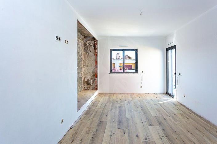 Image No.11-4 Bed Villa for sale