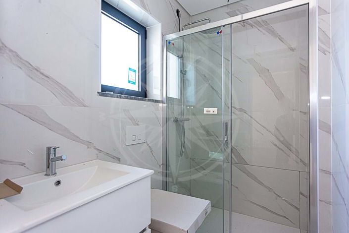 Image No.14-4 Bed Villa for sale