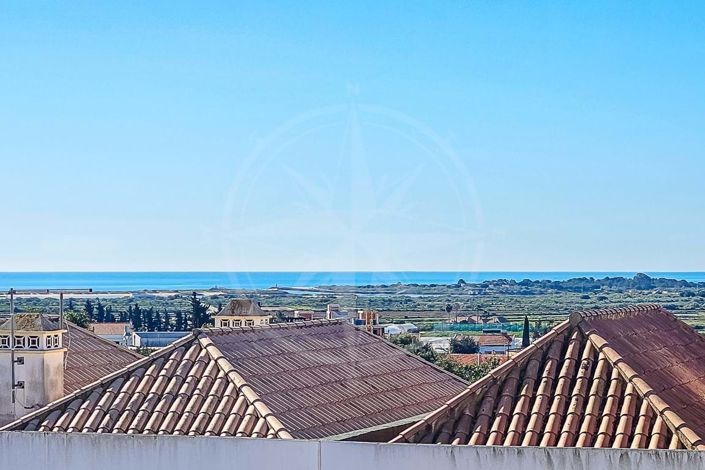 Image No.19-4 Bed Villa for sale