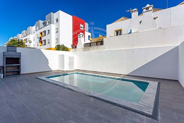 Image No.9-4 Bed Villa for sale