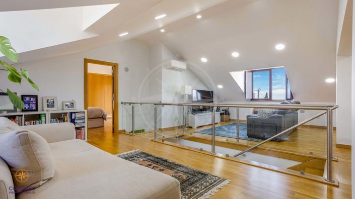 Image No.27-5 Bed Villa for sale