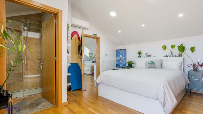 Image No.28-5 Bed Villa for sale