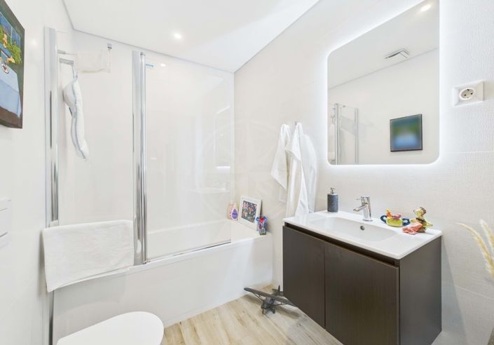 Image No.23-4 Bed Villa for sale