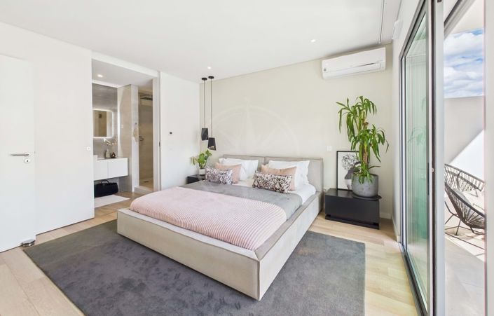 Image No.25-4 Bed Villa for sale