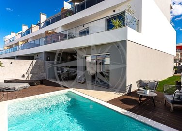 1987-348286-0086b5b4f2b294297643049c268e89554