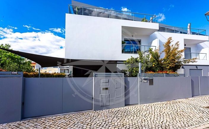 Image No.6-4 Bed Villa for sale