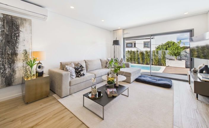 Image No.9-4 Bed Villa for sale