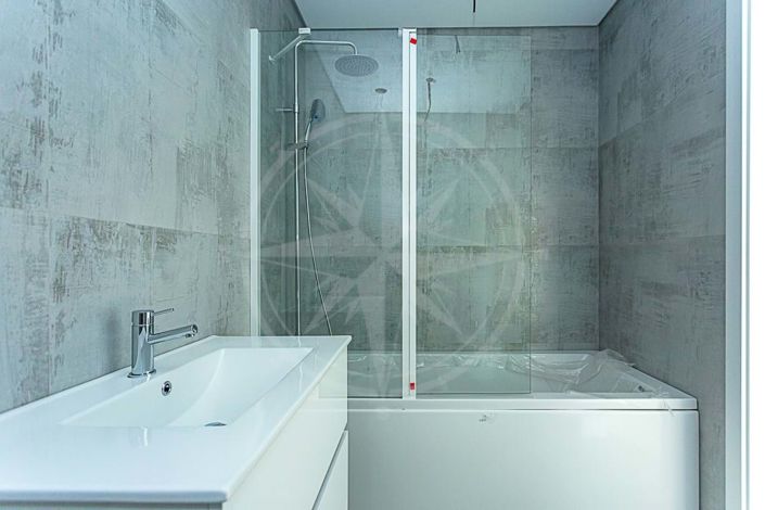 Image No.20-2 Bed Townhouse for sale