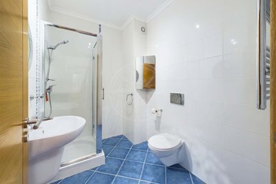 1987-350838-0086b5b4f2b294297643049c268e89554