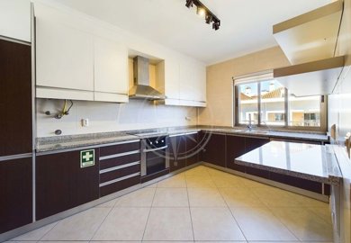 1987-350838-0086b5b4f2b294297643049c268e89554