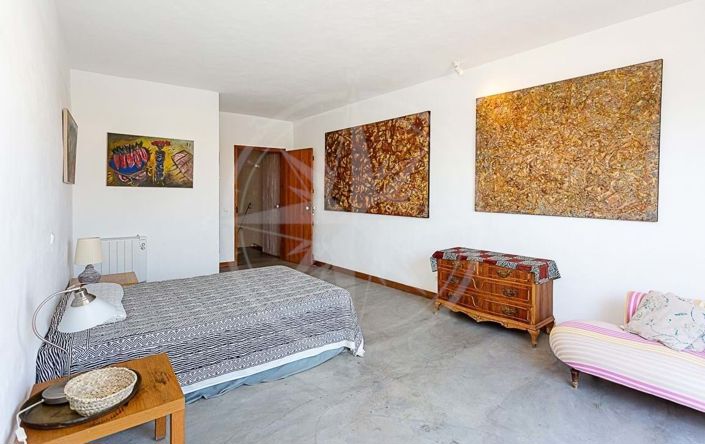 Image No.13-3 Bed Townhouse for sale