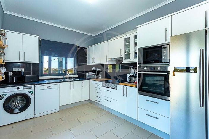 Image No.12-3 Bed Villa for sale