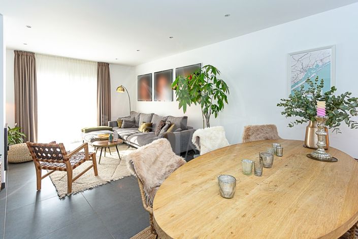 Image No.10-4 Bed Villa for sale