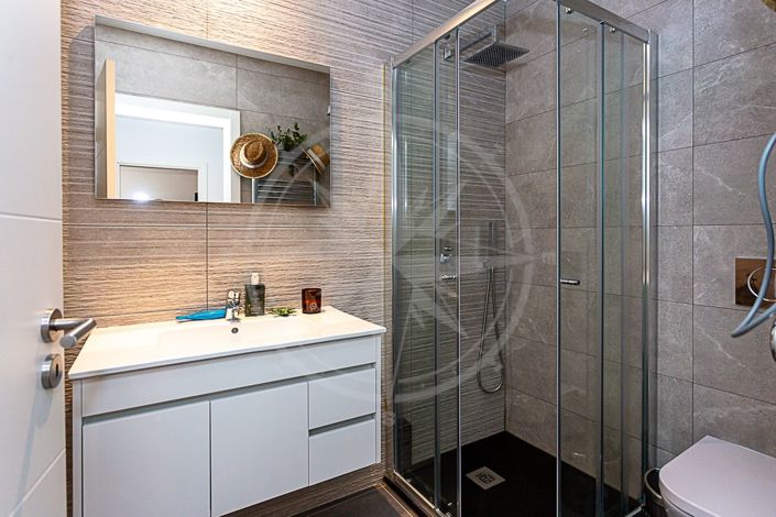 Image No.20-4 Bed Villa for sale