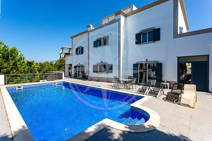 Image No.2-4 Bed Villa for sale