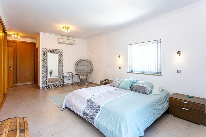 Image No.21-4 Bed Villa for sale