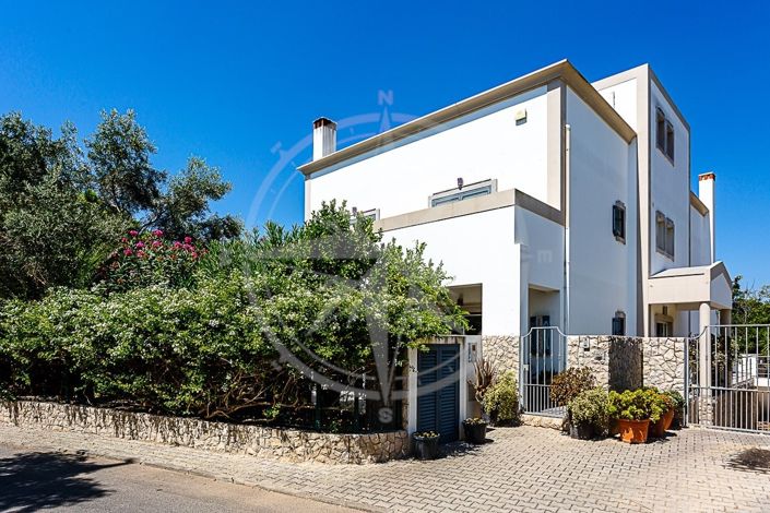 Image No.5-4 Bed Villa for sale