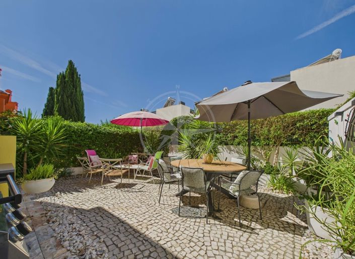 Image No.11-3 Bed Villa for sale